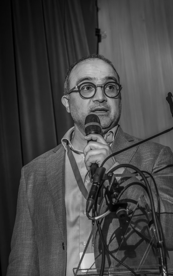 Dr Zirak — Présentation